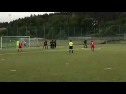 Se Jakob Eklunds läckra frisparksmål
