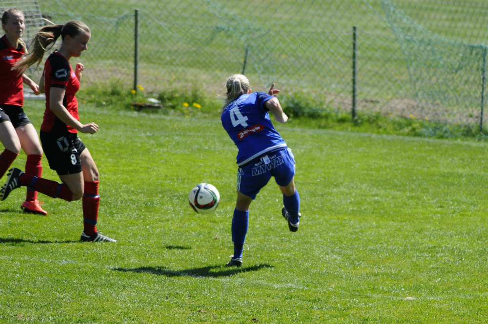 Bildspel från Norrby SK - Forsby FF