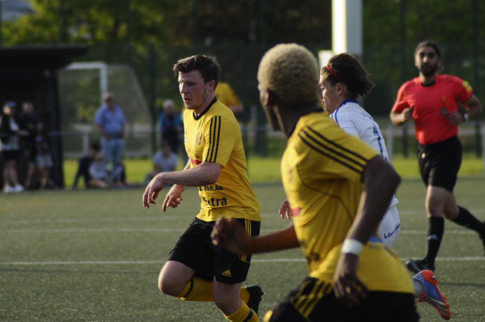 Alex är tillbaka i Heby AIF efter lång rehab Alex är tillbaka i Heby AIF efter lång rehab