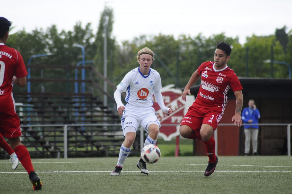 Två segrar vardera för Sala FF och IFK Österåker Två segrar vardera för Sala FF och IFK Österåker