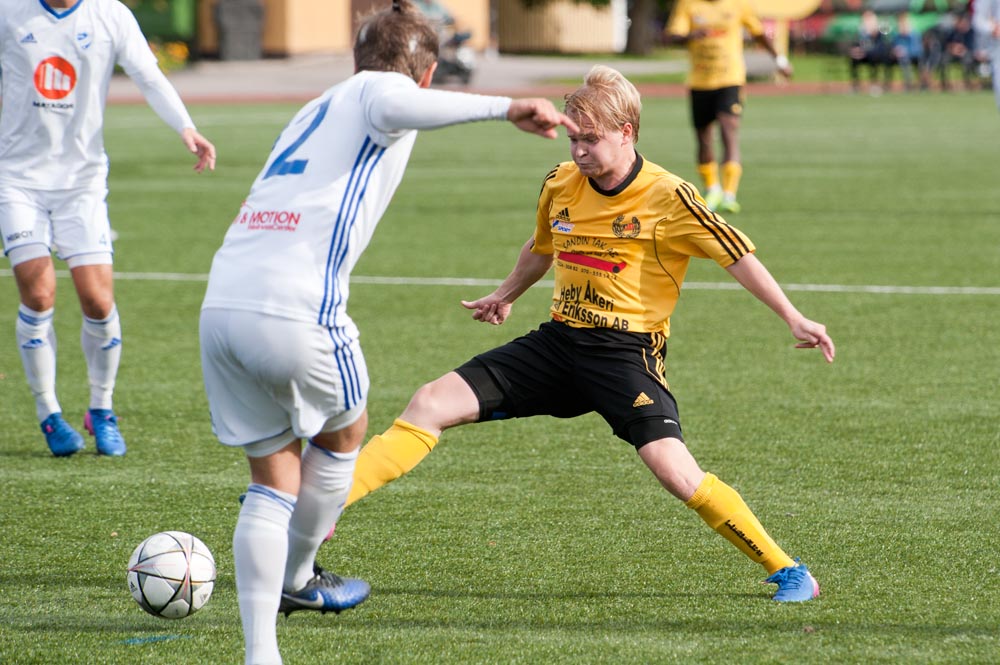 Fyra spelare klara för Heby AIF - Hovstadius lämnar