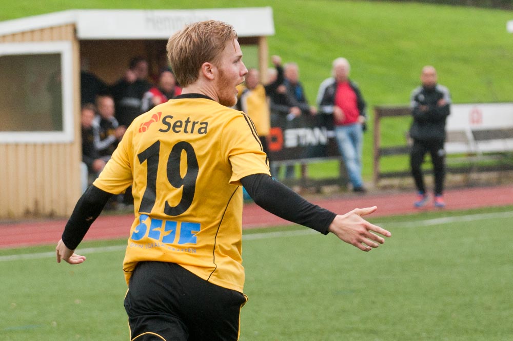 Derbybilder från Heby AIF - Sala FF Derbybilder från Heby AIF - Sala FF