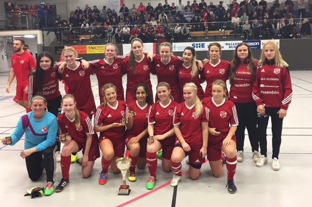 Här har ni alla upplagor i damernas Seniorcup Här har ni alla upplagor i damernas Seniorcup