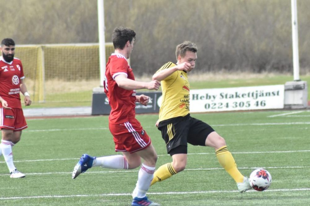Heby AIF:s andralag stod för en överkörning i derbyt