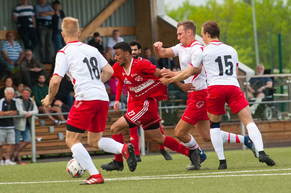 Bildspel från matchen mellan Sala FF och Edsbyn