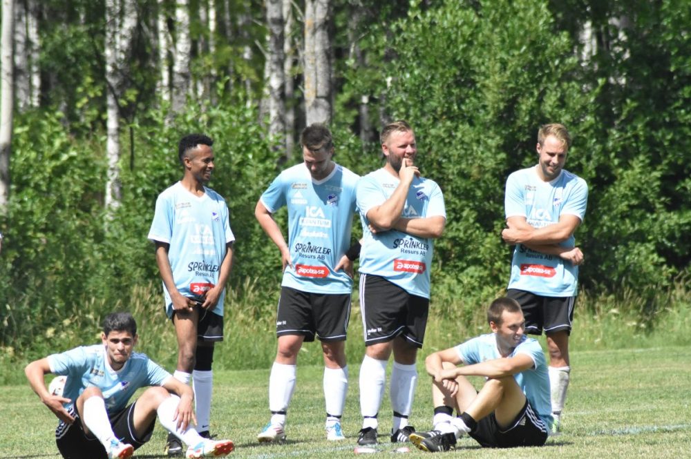 Även denna söndag blir en intensiv lokal söndag Även denna söndag blir en intensiv lokal söndag