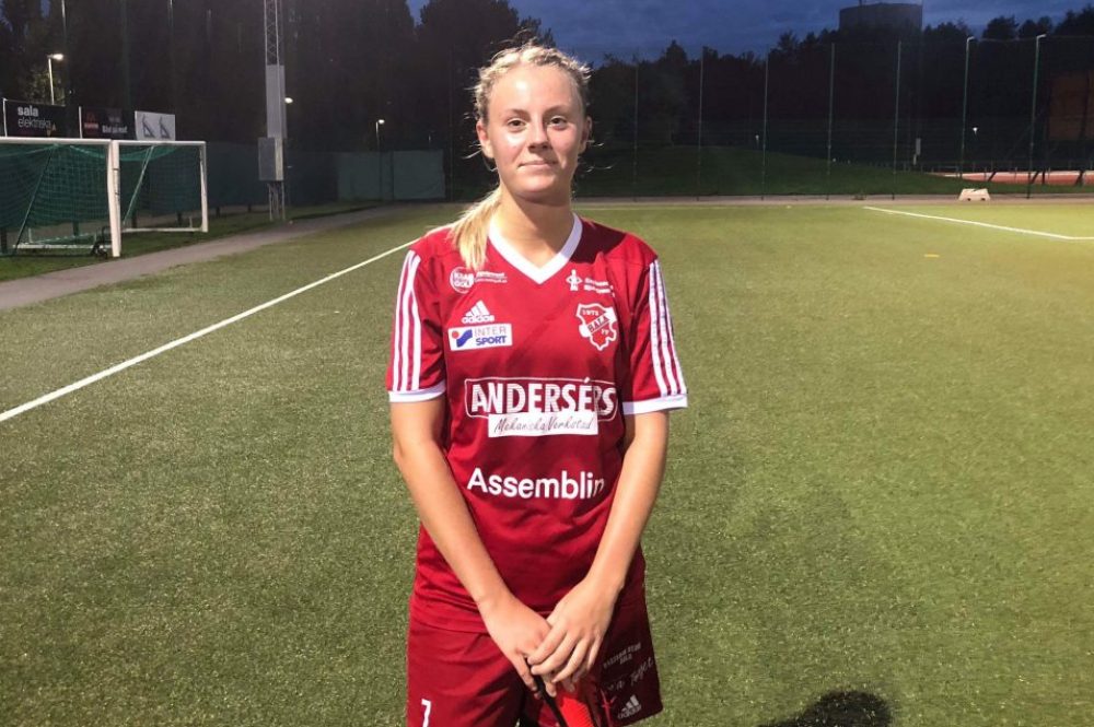 Stina fixade en mycket viktig poäng för Sala FF