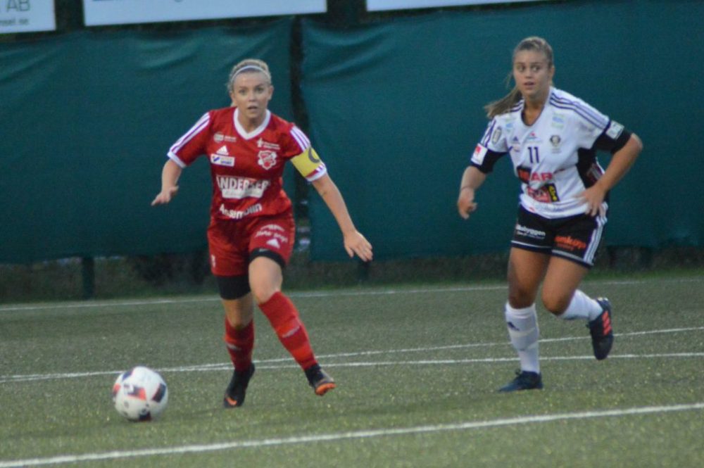 Julia kliver uppåt - lämnar SFF för Norrby SK Julia kliver uppåt - lämnar SFF för Norrby SK