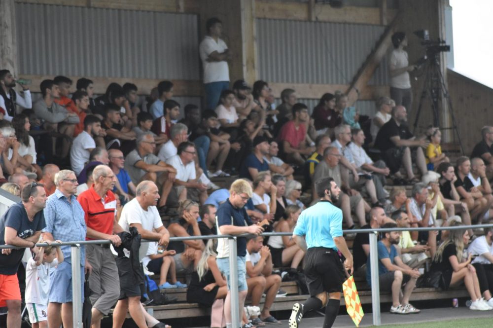 Bildspel från cupsemifinalen Sala FF-Skiljebo SK Bildspel från cupsemifinalen Sala FF-Skiljebo SK