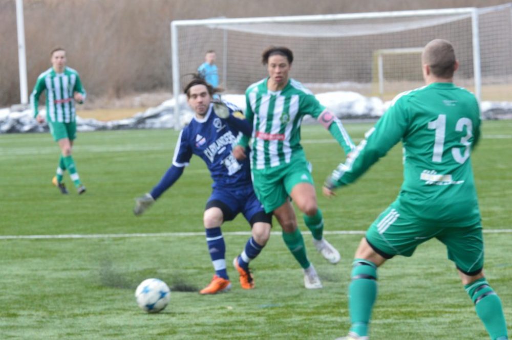 Varsin halvlek när ÖIF och MSK kryssade i cupen Varsin halvlek när ÖIF och MSK kryssade i cupen