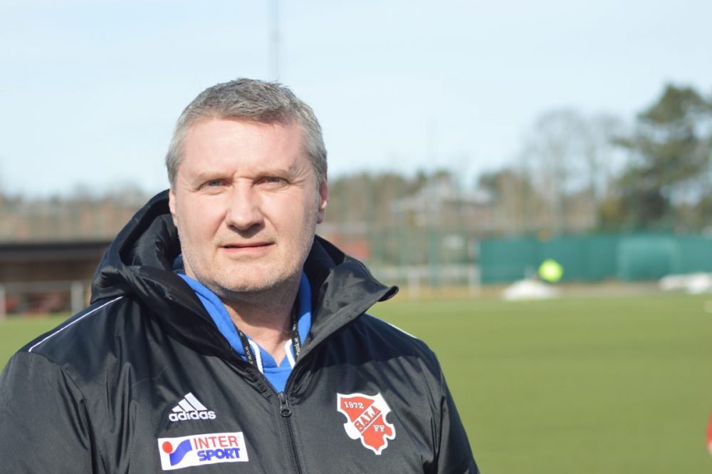 Börje Persson lämnar Sala FF - "Tjejerna behöver få höra en ny röst" Börje Persson lämnar Sala FF - "Tjejerna behöver få höra en ny röst"