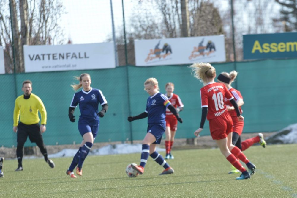 Bildspel från derbyt mellan Sala FF och Östervåla IF:s andralag