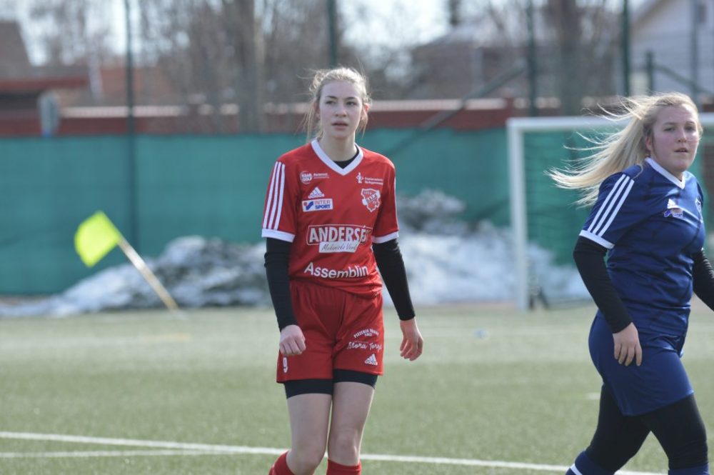 Saga debuterade i länslaget - "Nöjd med min insats" Saga debuterade i länslaget - "Nöjd med min insats"