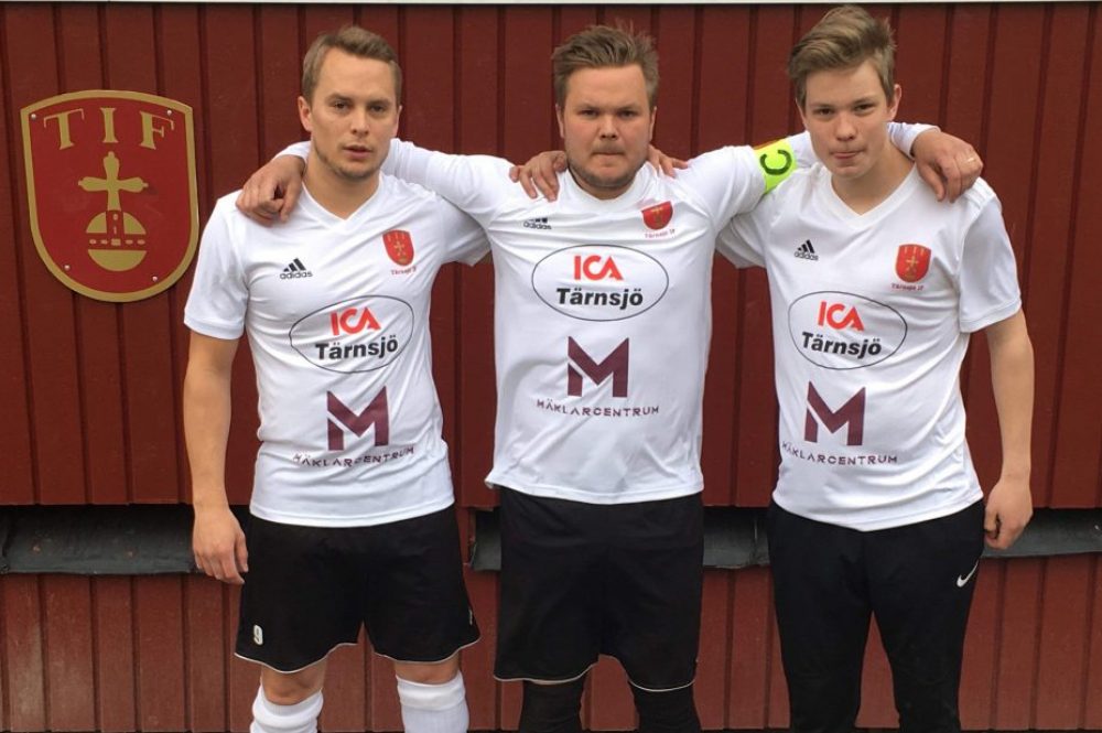 Tre bröder med från start i Tärnsjö IF:s hemmapremiär Tre bröder med från start i Tärnsjö IF:s hemmapremiär