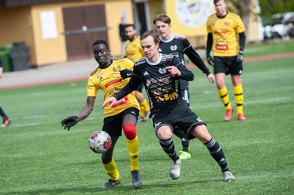 Snabba mål fällde Heby AIF på Tegelvallen - "Resultatet speglar inte matchen"