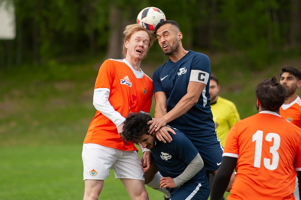Tredje raka för Grällsta IF i händelserik match på Lindvallen
