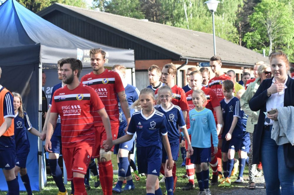 I år blir det en derbyrik säsong i den lokala fotbollen I år blir det en derbyrik säsong i den lokala fotbollen