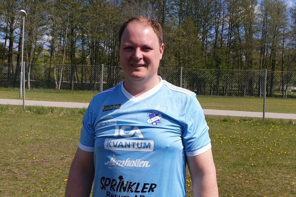 Jörgen gjorde säsongens första seriemål för FK Sala Jörgen gjorde säsongens första seriemål för FK Sala