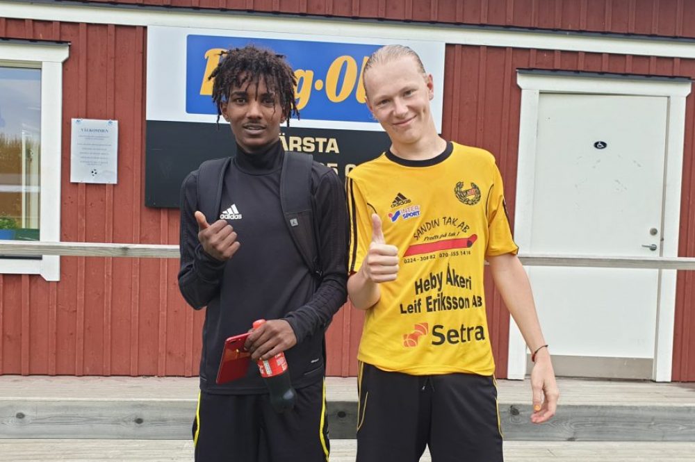 Dramatisk avslutning när Heby AIF utökade serieledningen i division 7 Dramatisk avslutning när Heby AIF utökade serieledningen i division 7