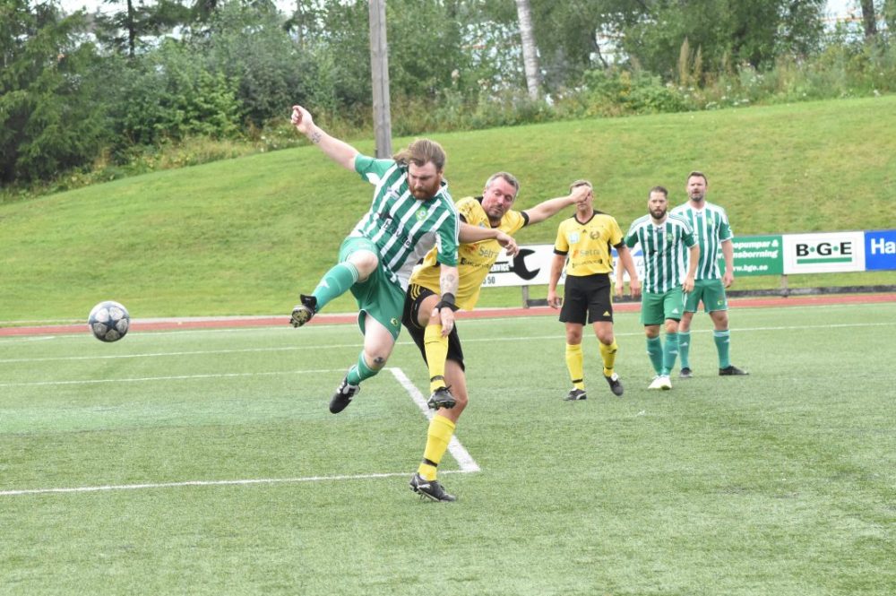 Bildspel från Hebykarnevalens veteranmatch på Tegelvallen