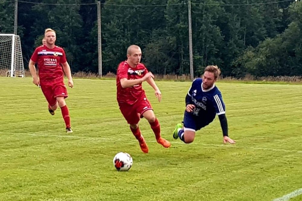 Straffar i centrum när Östervåla IF derbyvann