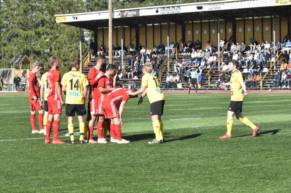 Bara elva spelare är kvar sedan derbyt 2019