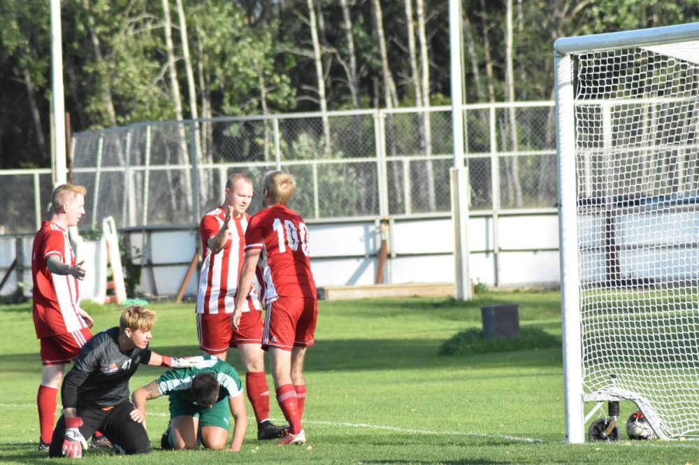 Västerås IK åkte ur trean - två lag upp från femman Västerås IK åkte ur trean - två lag upp från femman