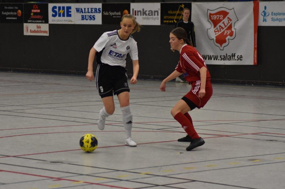 Segern till Kvarnsveden och Sala FF ut i kvarten för flickor 04