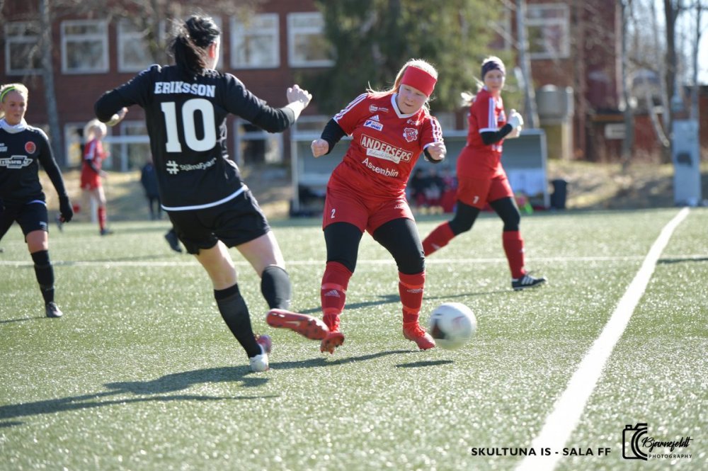 Bildspel från när Skultuna IS mötte Sala FF