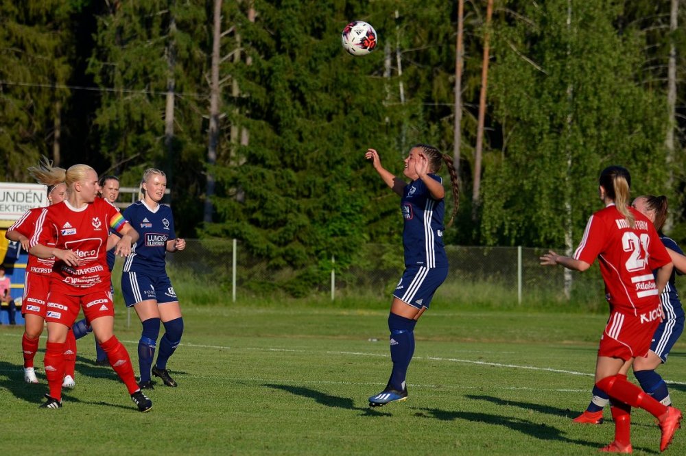 Linnea blev poängräddare för Östervåla IF:s andralag