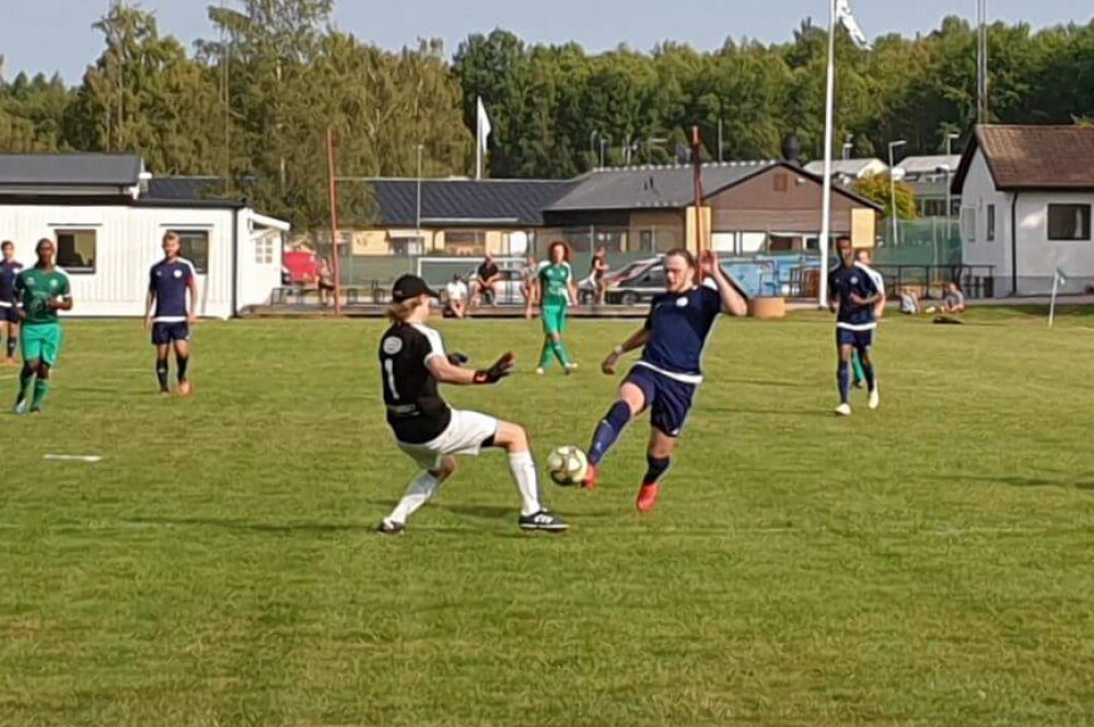 Säker seger för Västerfärnebo AIK i premiären -  "Skön Start"