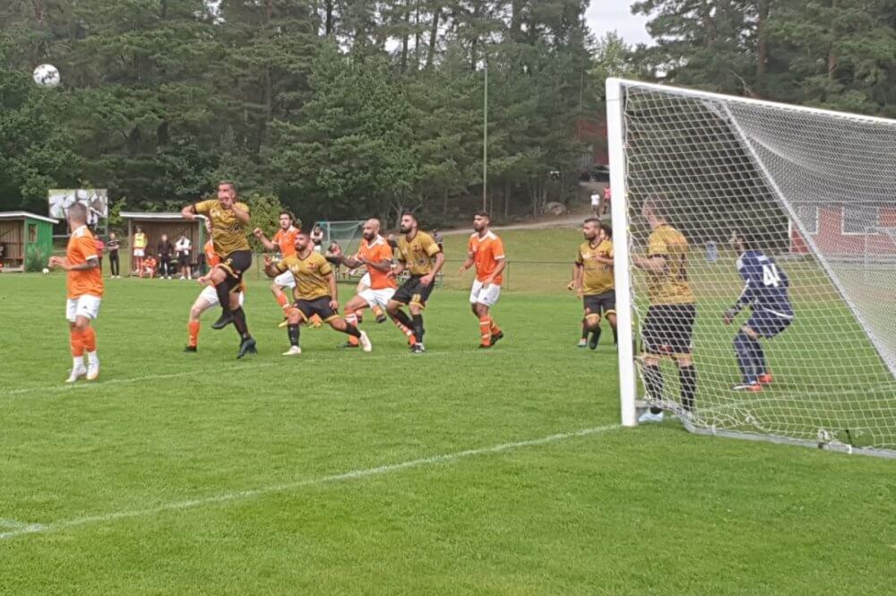 Grällsta IF gick ifatt i slutet av matchen mot Aroskurd IF