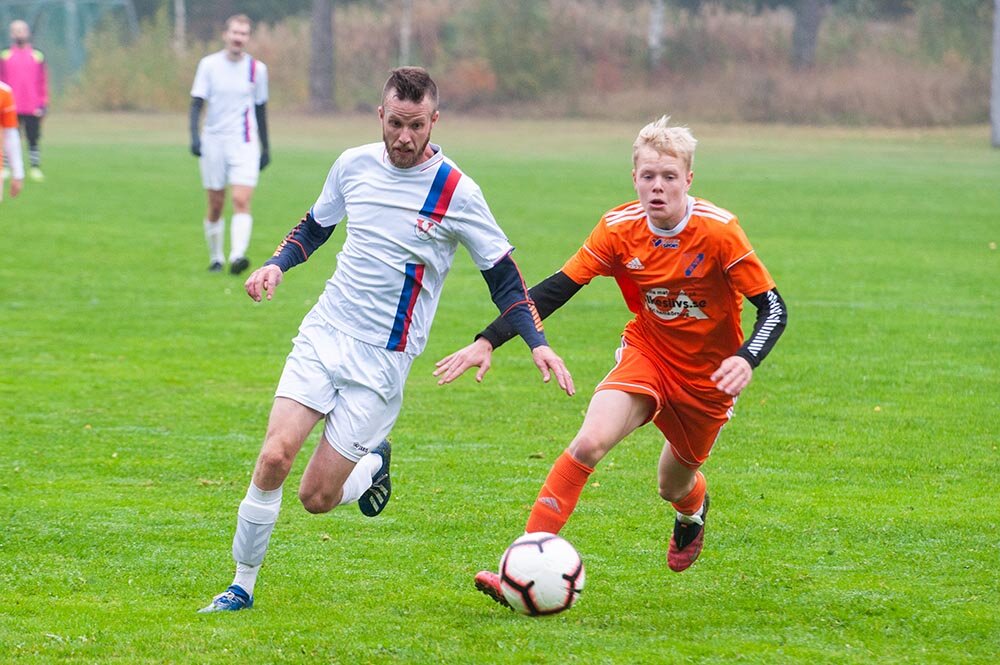 Järlåsa Vittinge FF och Harbo IF möts på Tegelvallen Järlåsa Vittinge FF och Harbo IF möts på Tegelvallen