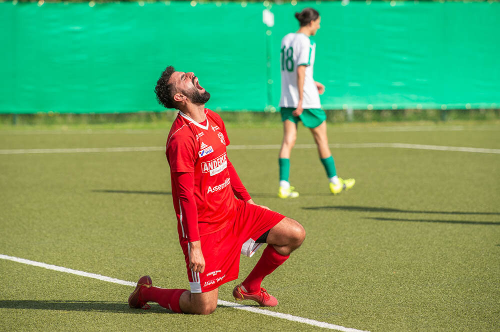 Bildspel från när Sala FF och Newroz FC kryssade på Lärkan Bildspel från när Sala FF och Newroz FC kryssade på Lärkan