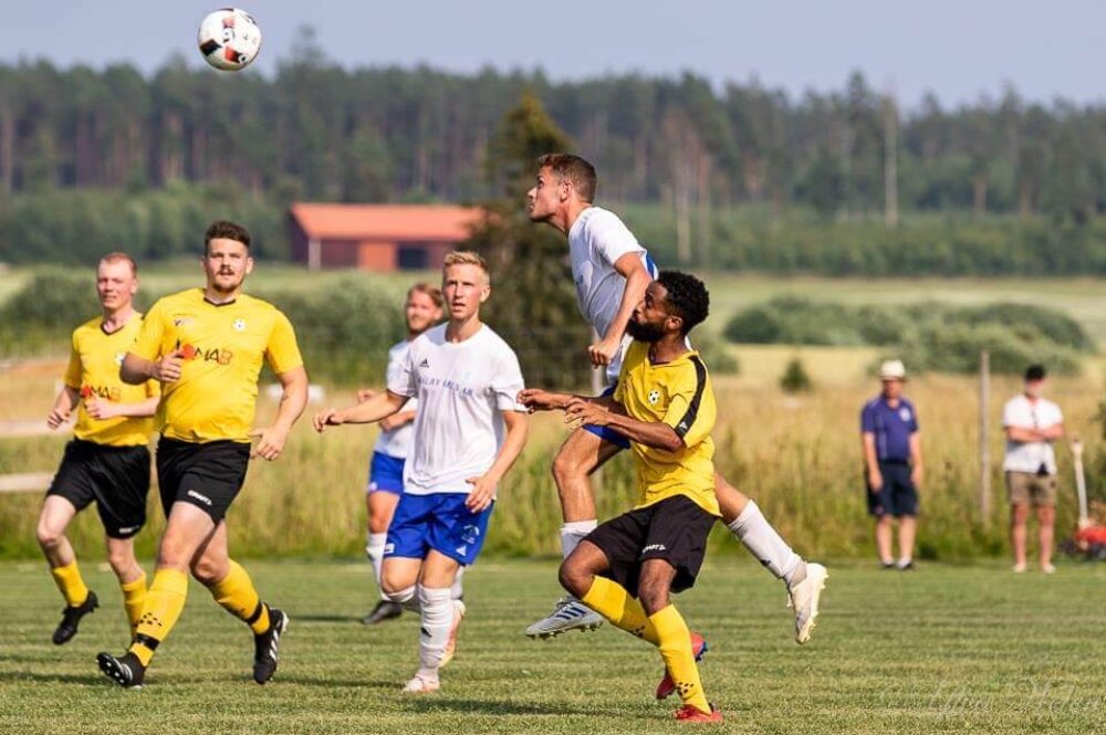 Bildspel från Västerfärnebo AIK:s storseger Bildspel från Västerfärnebo AIK:s storseger