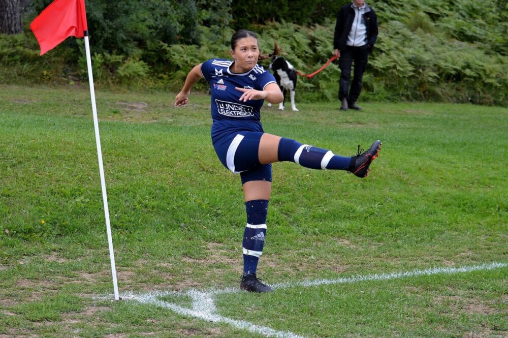 Bildspel från Östervåla IF:s 9-0-seger på Lundavallen Bildspel från Östervåla IF:s 9-0-seger på Lundavallen