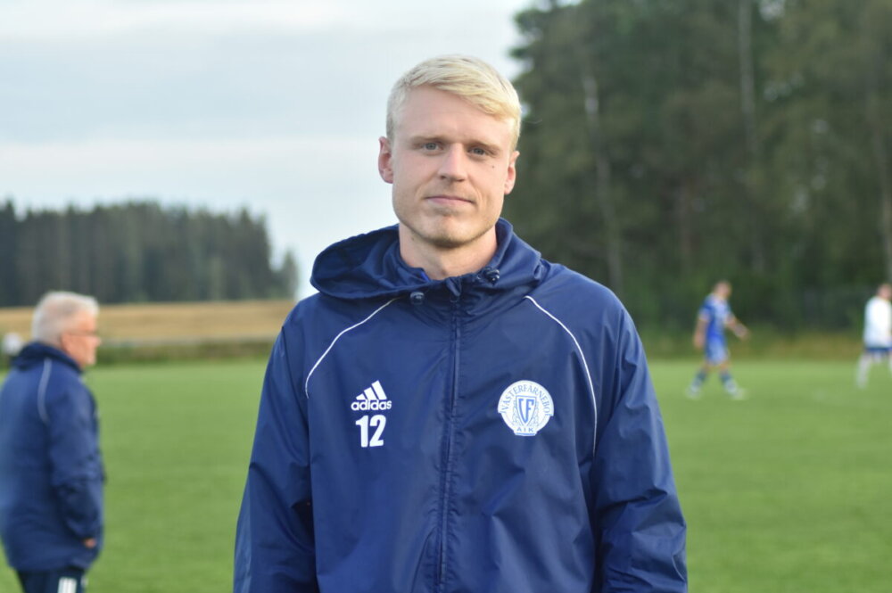 En del spelare förföljs av skador - det kan otursmannen Erik intyga En del spelare förföljs av skador - det kan otursmannen Erik intyga