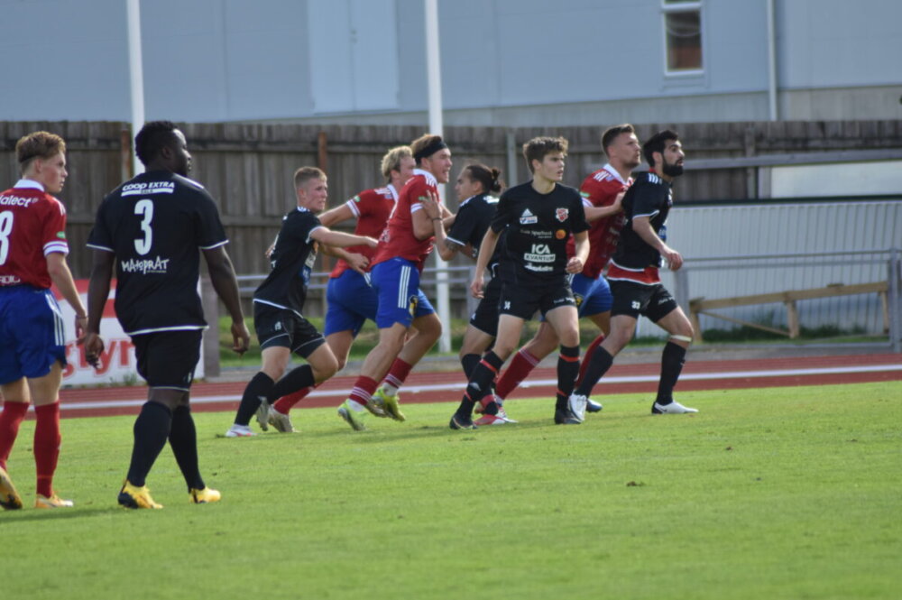 Bildspel från Sala FF:s segermatch mot BKV Norrtälje Bildspel från Sala FF:s segermatch mot BKV Norrtälje