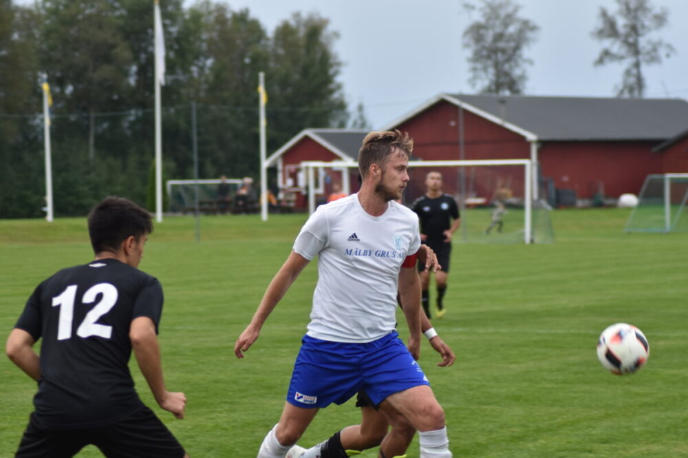 Motvind på Lärkan för Västerfärnebo AIK som föll med 2-8 - "Största förlusten jag varit med om" Motvind på Lärkan för Västerfärnebo AIK som föll med 2-8 - "Största förlusten jag varit med om"