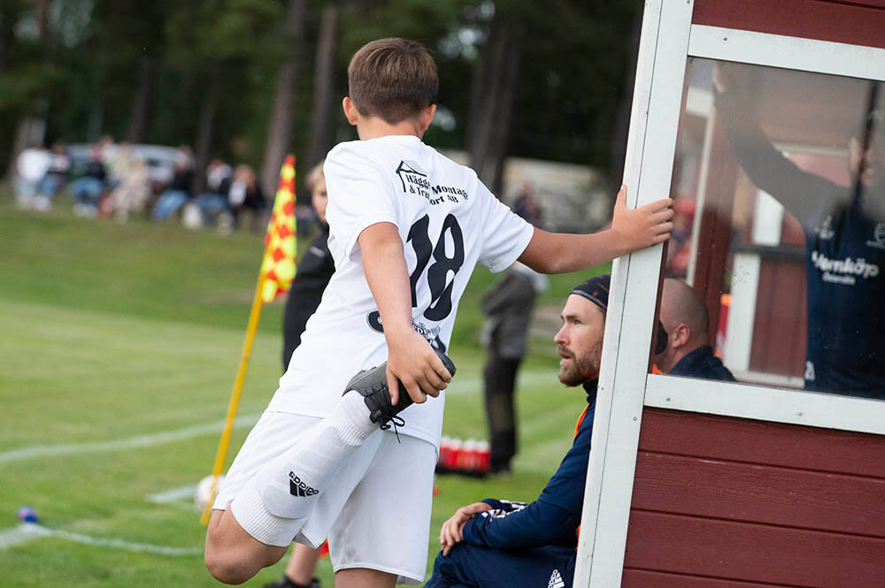 En fotbollssöndag med sju matcher med lokala lag