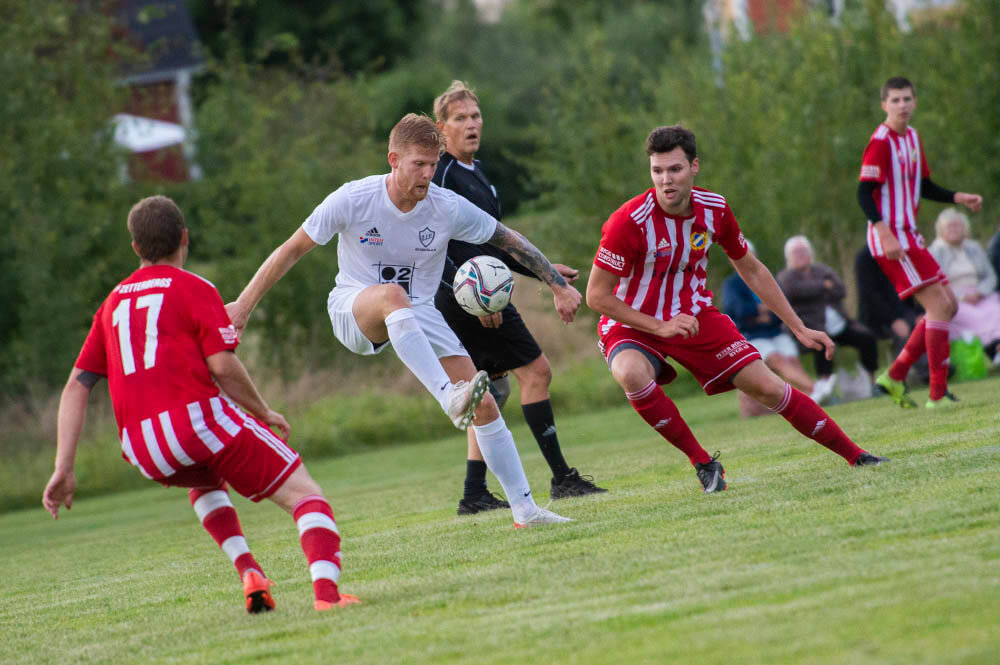 Bildspel från andralagsderbyt på Marmorvallen Bildspel från andralagsderbyt på Marmorvallen