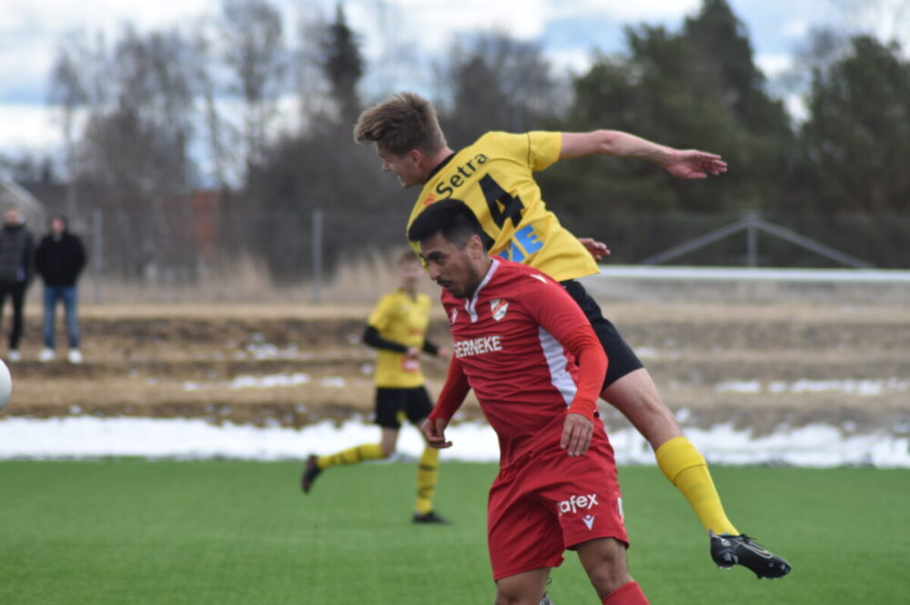 Heby AIF möter serieledaren på bortaplan - ”Har koll på Lucas” Heby AIF möter serieledaren på bortaplan - ”Har koll på Lucas”