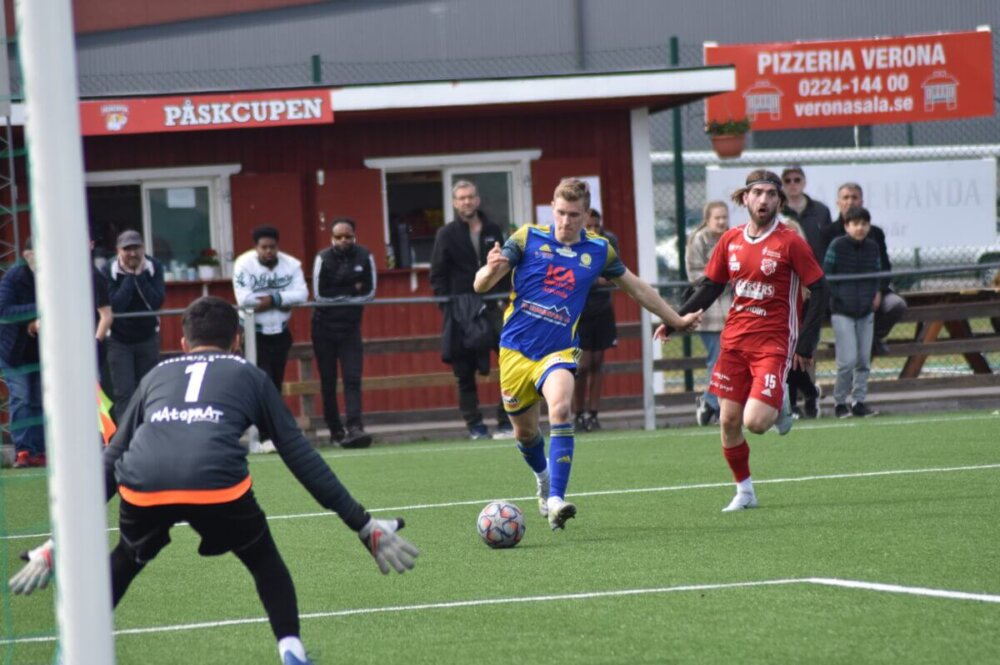 Bildspel från mötet mellan Sala FF och Årsunda IF
