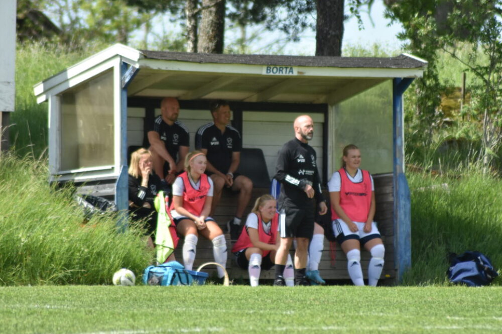 Östervåla IF avslutar vårsäsongen hemma mot tabelljumbon