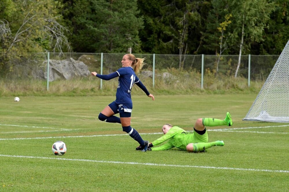 Bildspel från Östervåla IF:s seger mot Gimo IF Bildspel från Östervåla IF:s seger mot Gimo IF