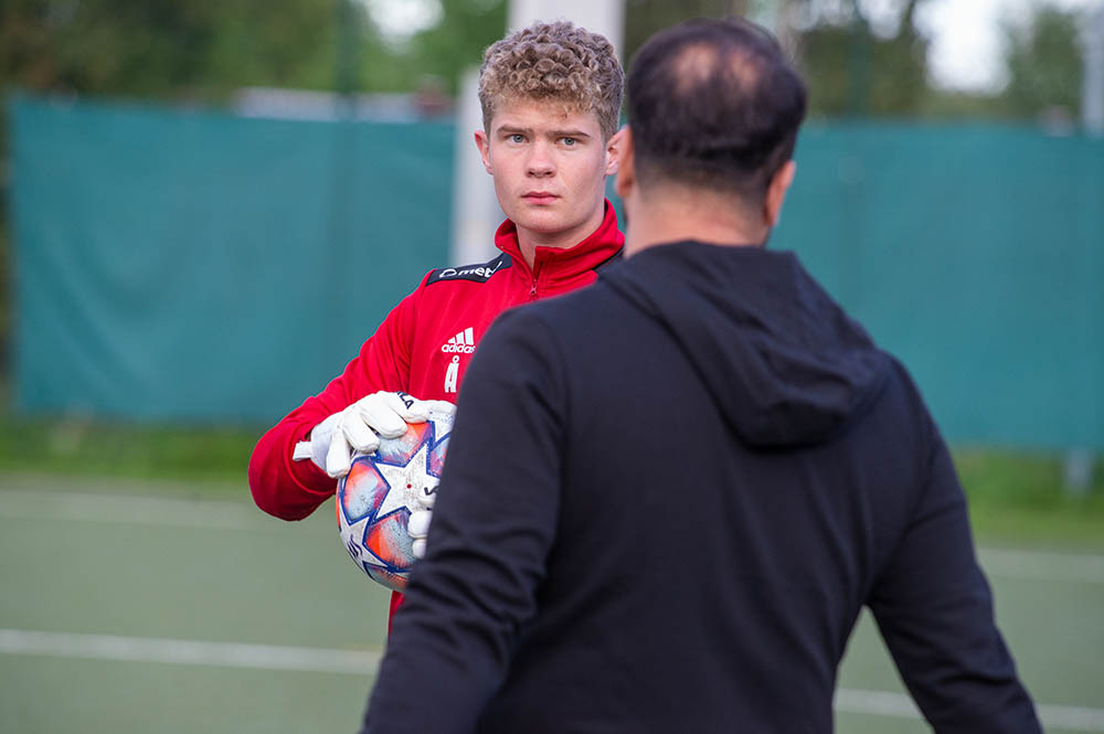 Åkra FC plockar in målvakt från division 2 - "Hampus Hedlund är klar för spel" Åkra FC plockar in målvakt från division 2 - "Hampus Hedlund är klar för spel"