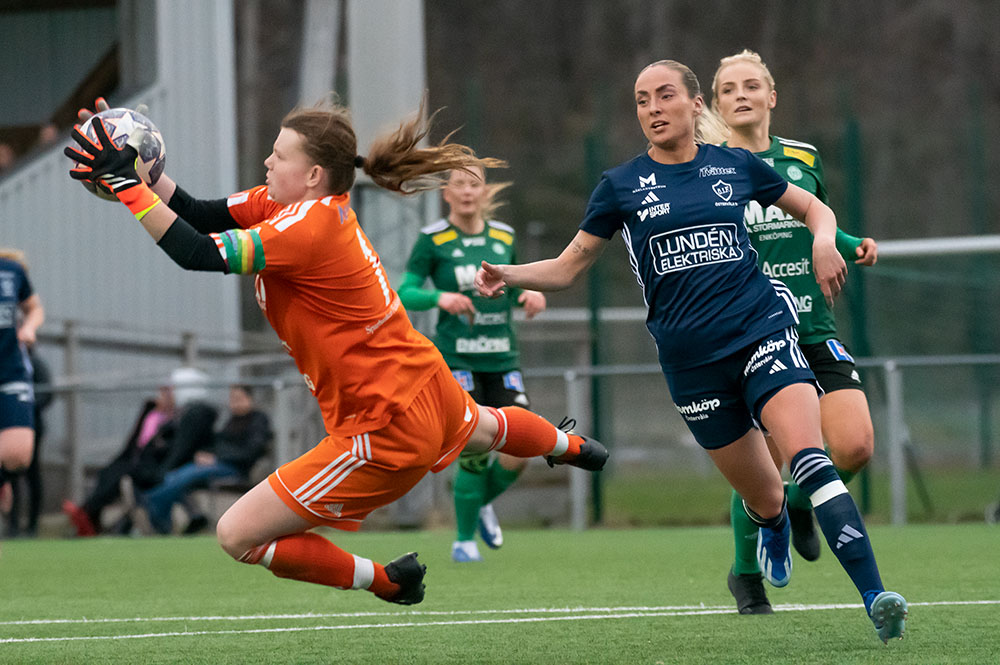 Premiärnerverna höll för Östervåla IF - "Visar ett fantastiskt presspel"