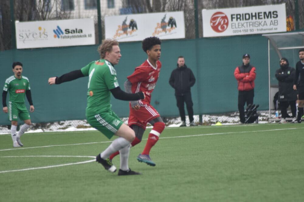 Sent avgörande när Morgongåva SK segrade mot Sala FF - "En jämn match"