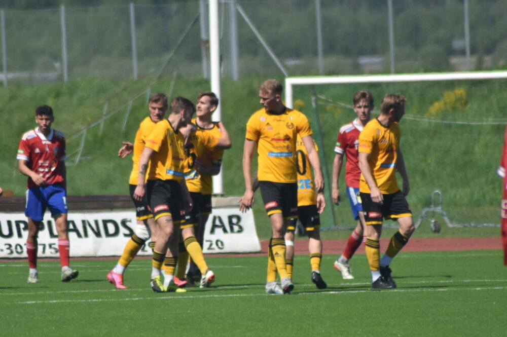 Tre matcher på onsdagskvällen - Heby AIF tillbaka på Tegelvallen