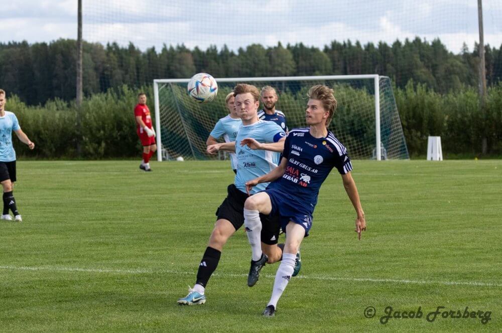 Bra start för Västerfärnebo AIK men sen tog det stopp - Vi är bra i första men blir hårt straffade" Bra start för Västerfärnebo AIK men sen tog det stopp - Vi är bra i första men blir hårt straffade"